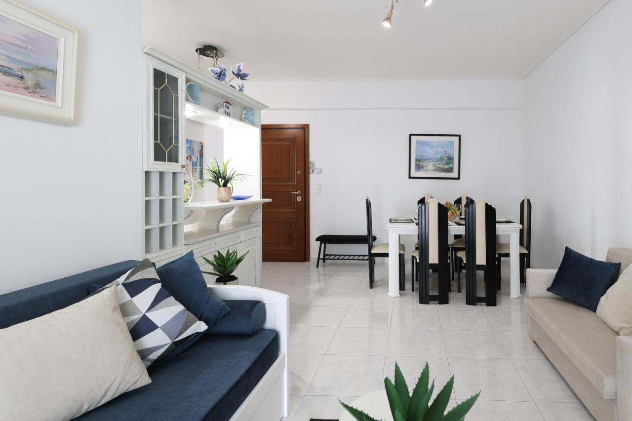 Seaside Penthouse in Kalamata Bagian luar foto