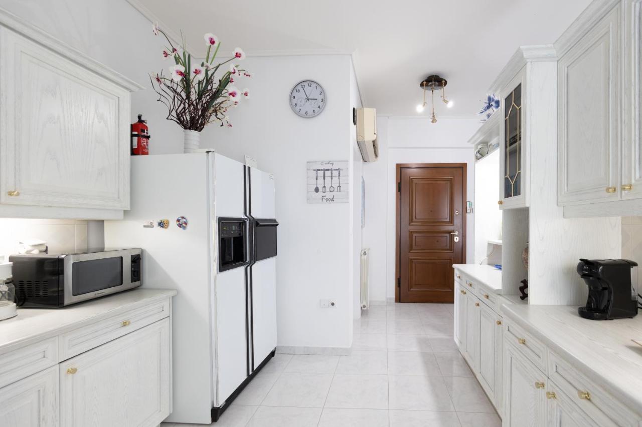 Seaside Penthouse in Kalamata Bagian luar foto