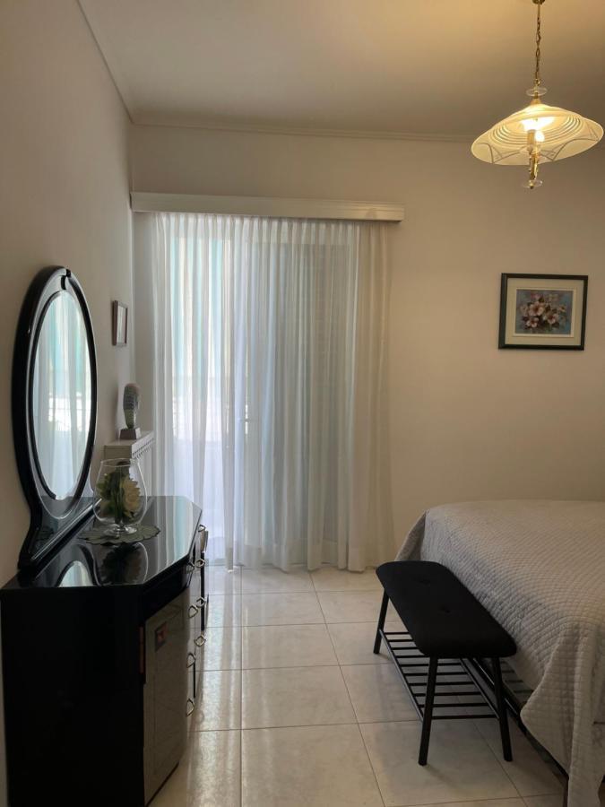 Seaside Penthouse in Kalamata Bagian luar foto
